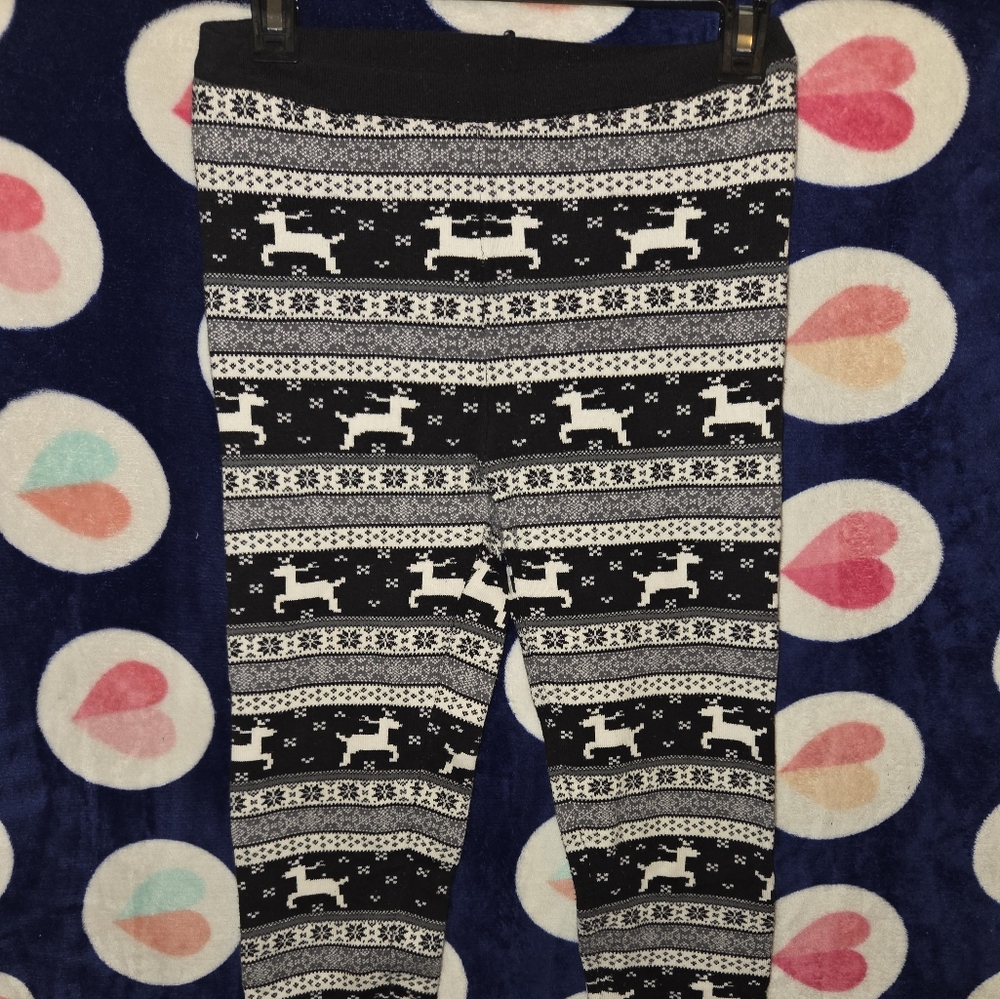 Black and White Reindeer Patterned Leggings